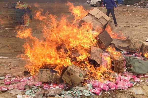 tiêu huỷ hàng hoá